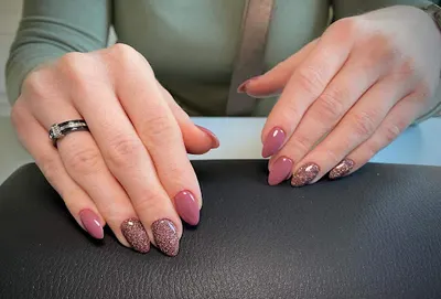 "Moments of Beauty" Manicure Tytanowy Manicure Hybrydowy Pedicure